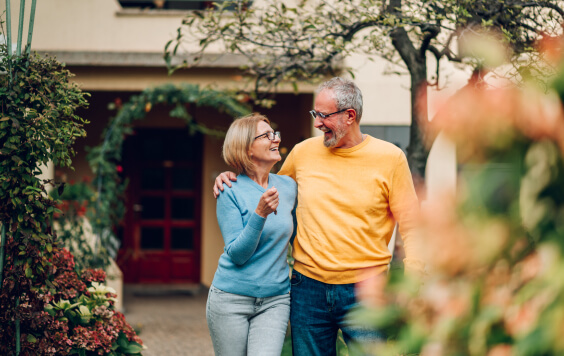 happy-older-couple-564x356