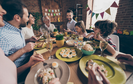 Family-celebration-995x511