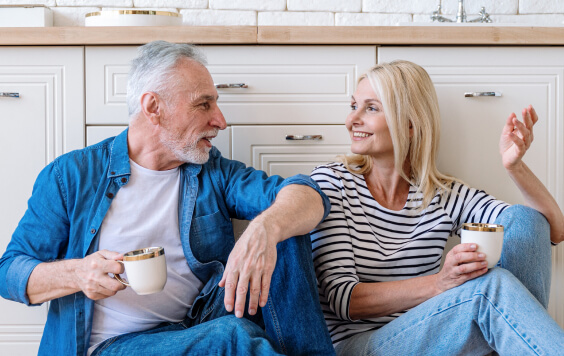 Couple drinking tea